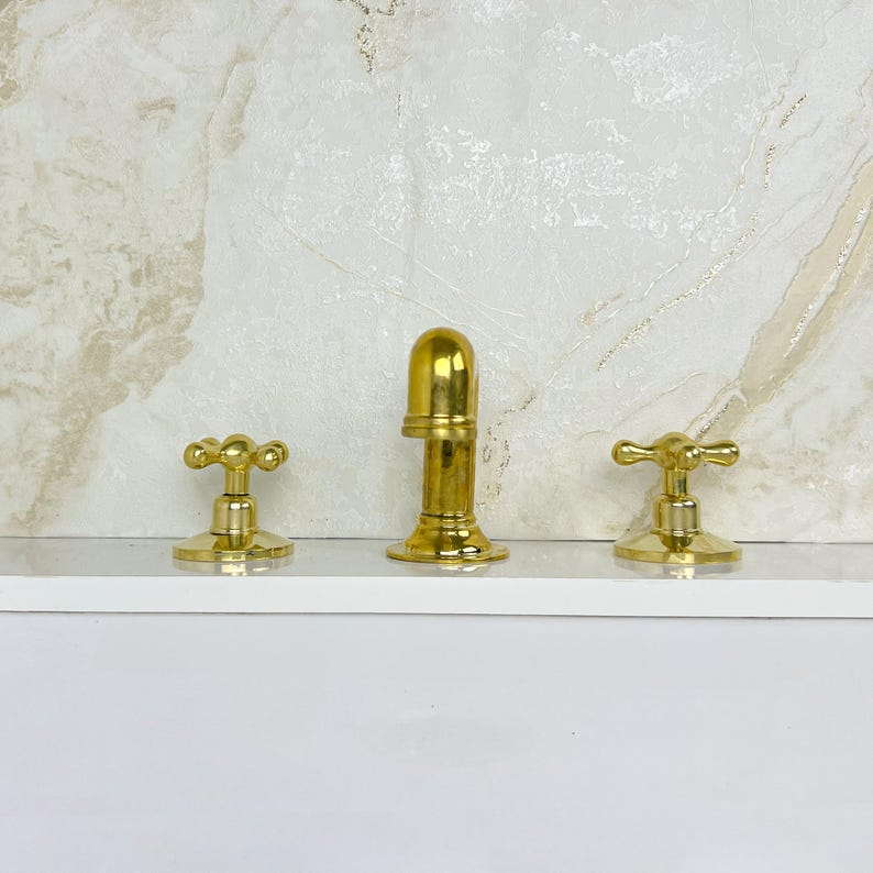Widespread Bathroom Faucet With Cross Handles